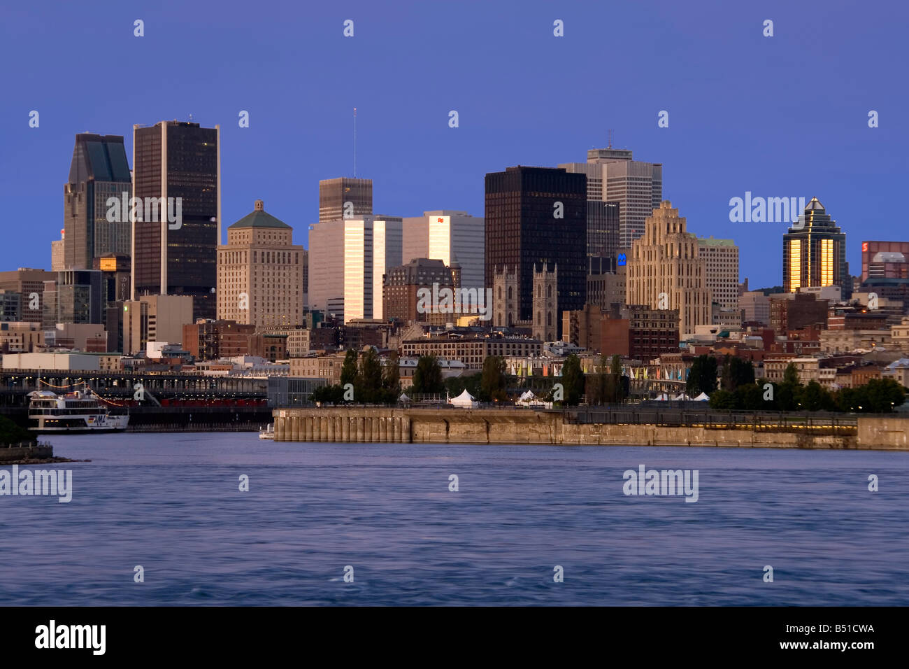 nike montreal downtown