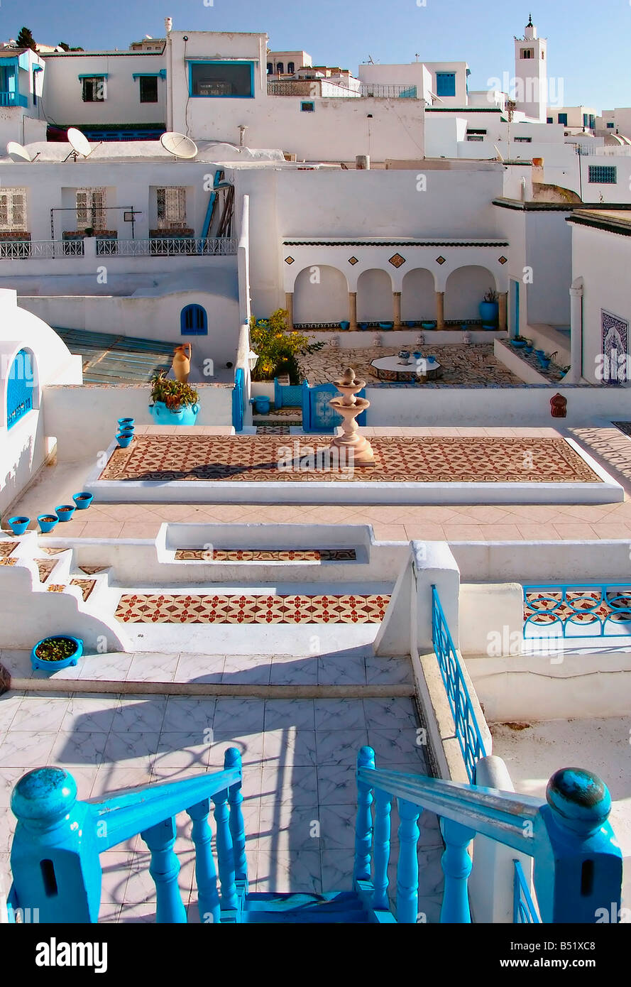 Roof top traditional arabian house hi-res stock photography and images ...