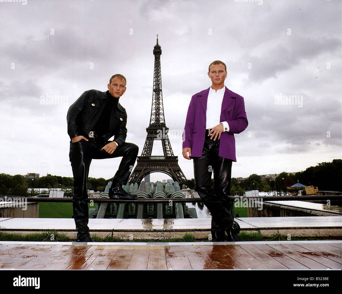 Bros Matt And Luke Goss In Paris Circa 1991 Stock Photo Alamy Bros Matt And Luke Goss In Paris Circa 1991 Stock Photo Alamy