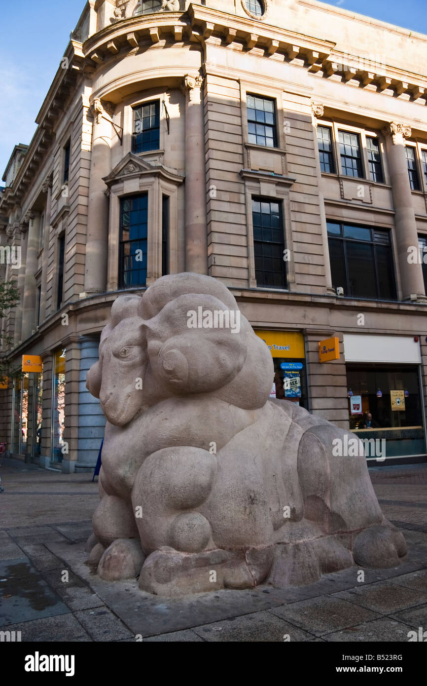 The Derby Ram by Michael Pegler (1995), East Street and Albion Street, Derby,  Derbyshire Stock Photo - Alamy