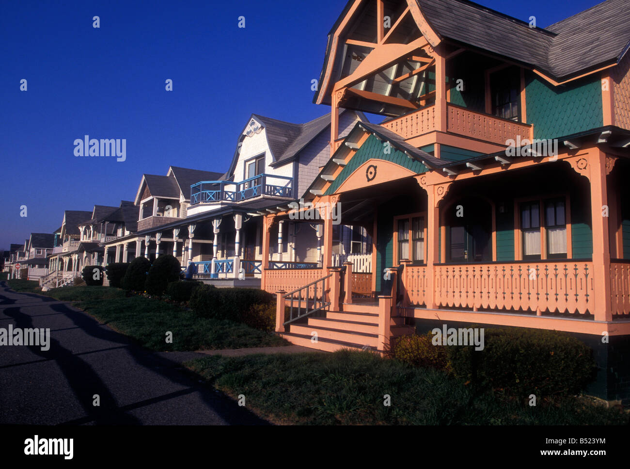 Houses Oak Bluff Martha's Vineyard Stock Photo Alamy