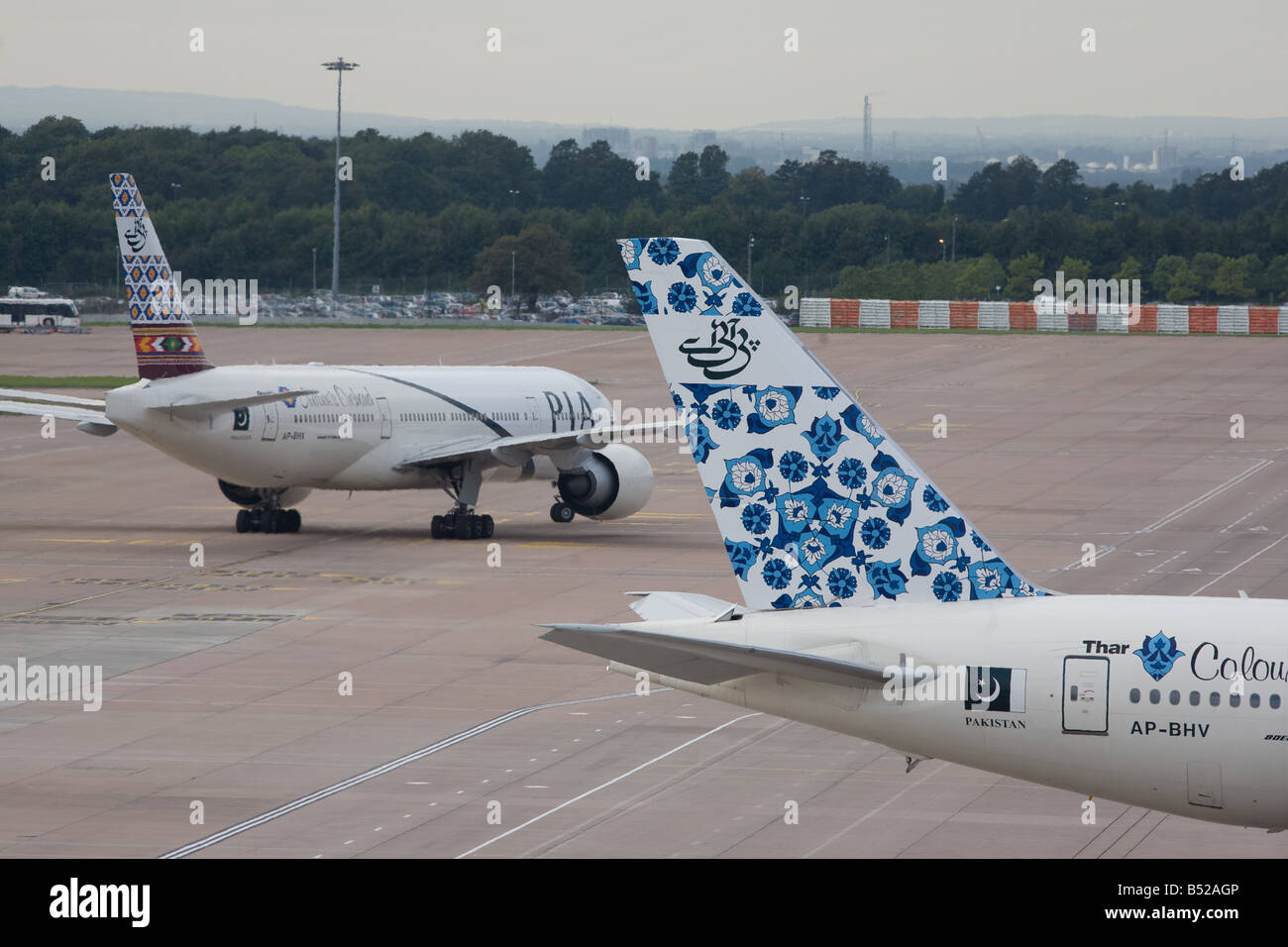 PIA Boeing 777 Stock Photo - Alamy