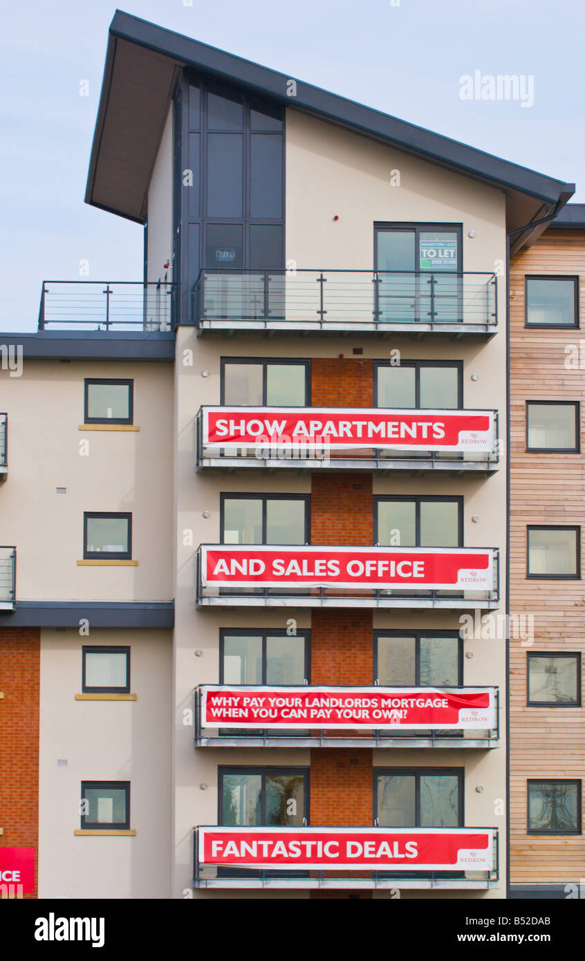 Redrow homes development hires stock photography and images Alamy