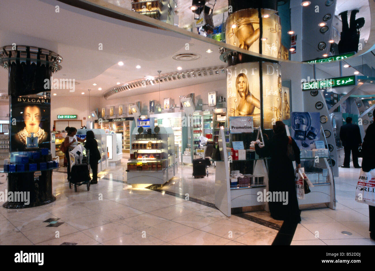 Duty free woman perfume hi-res stock photography and images - Alamy