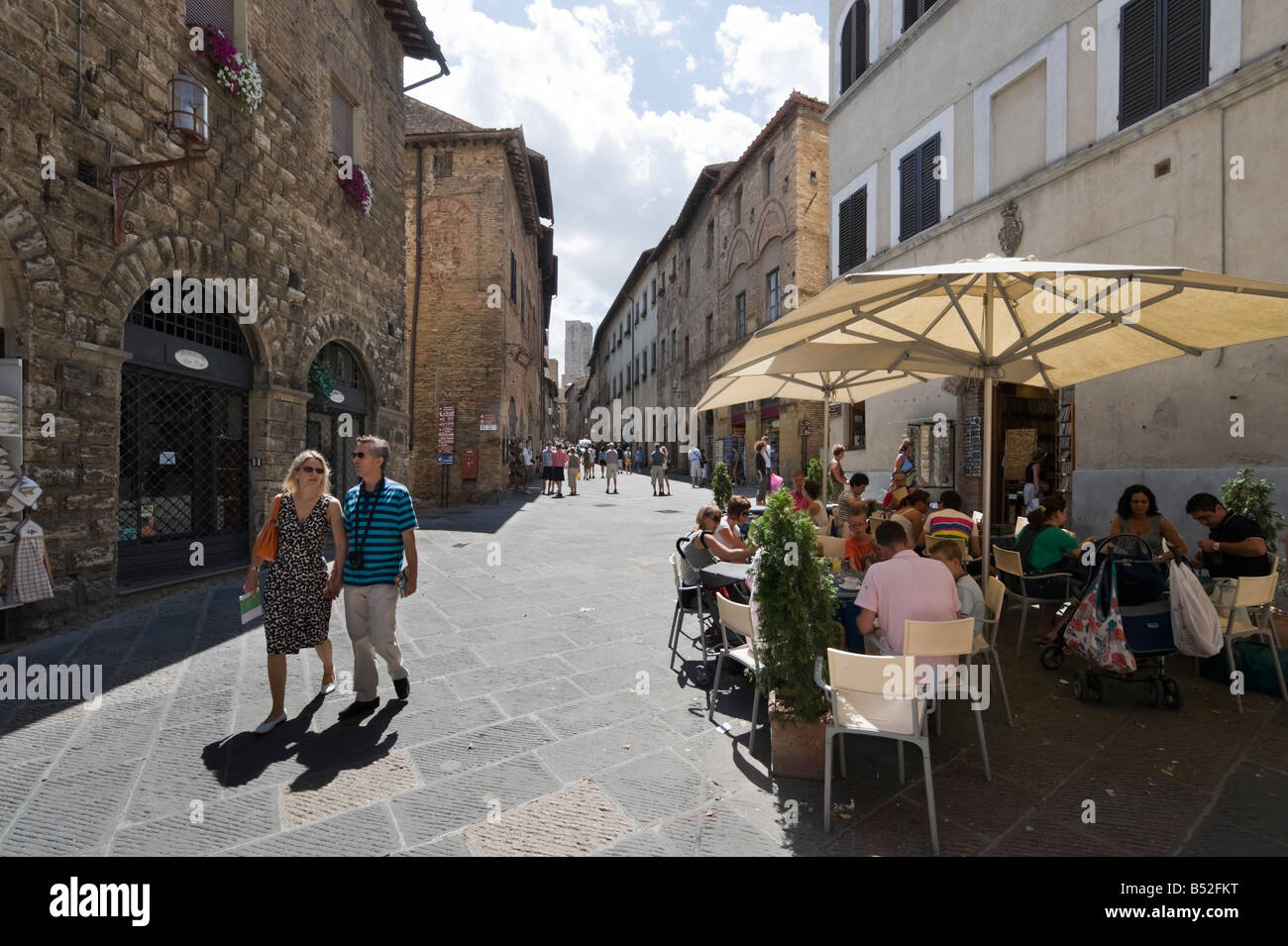 Cafe on Via San Matteo (one of the main in the old town), San Gimignano, Tuscany, Italy Stock Photo