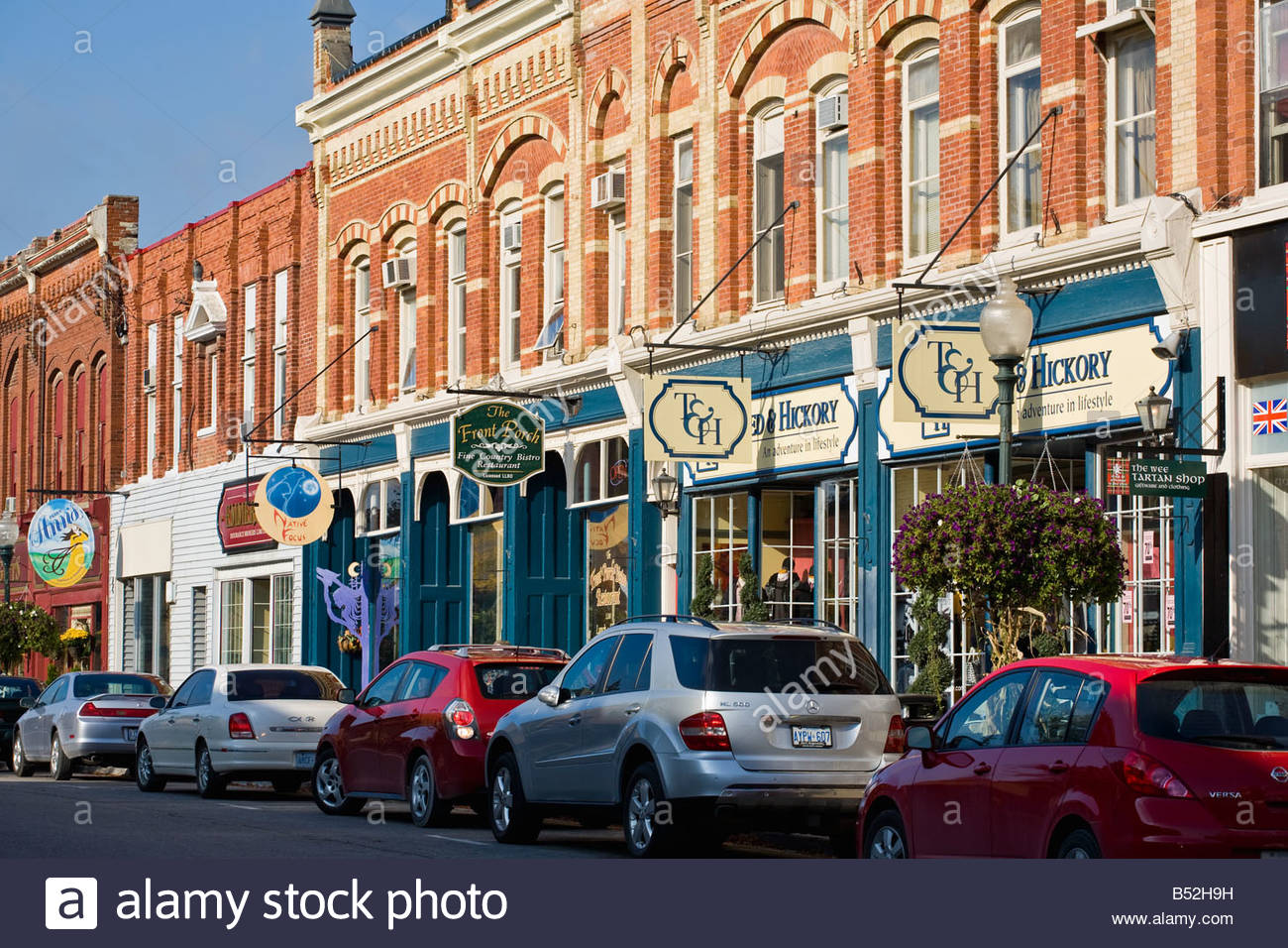 Main Street Ontario Stock Photos & Main Street Ontario Stock Images - Alamy