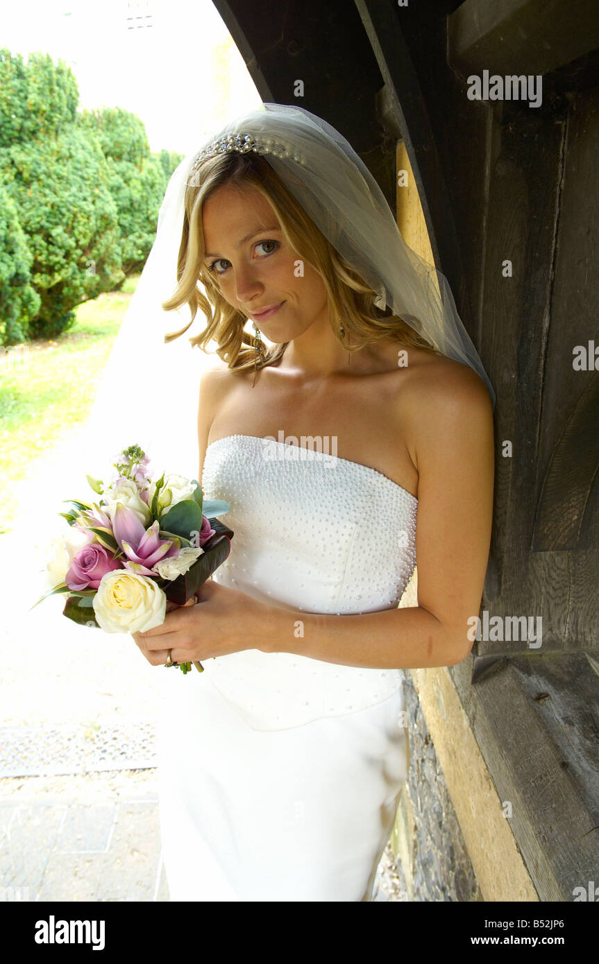 Bride long blonde hair hi-res stock photography and images - Alamy