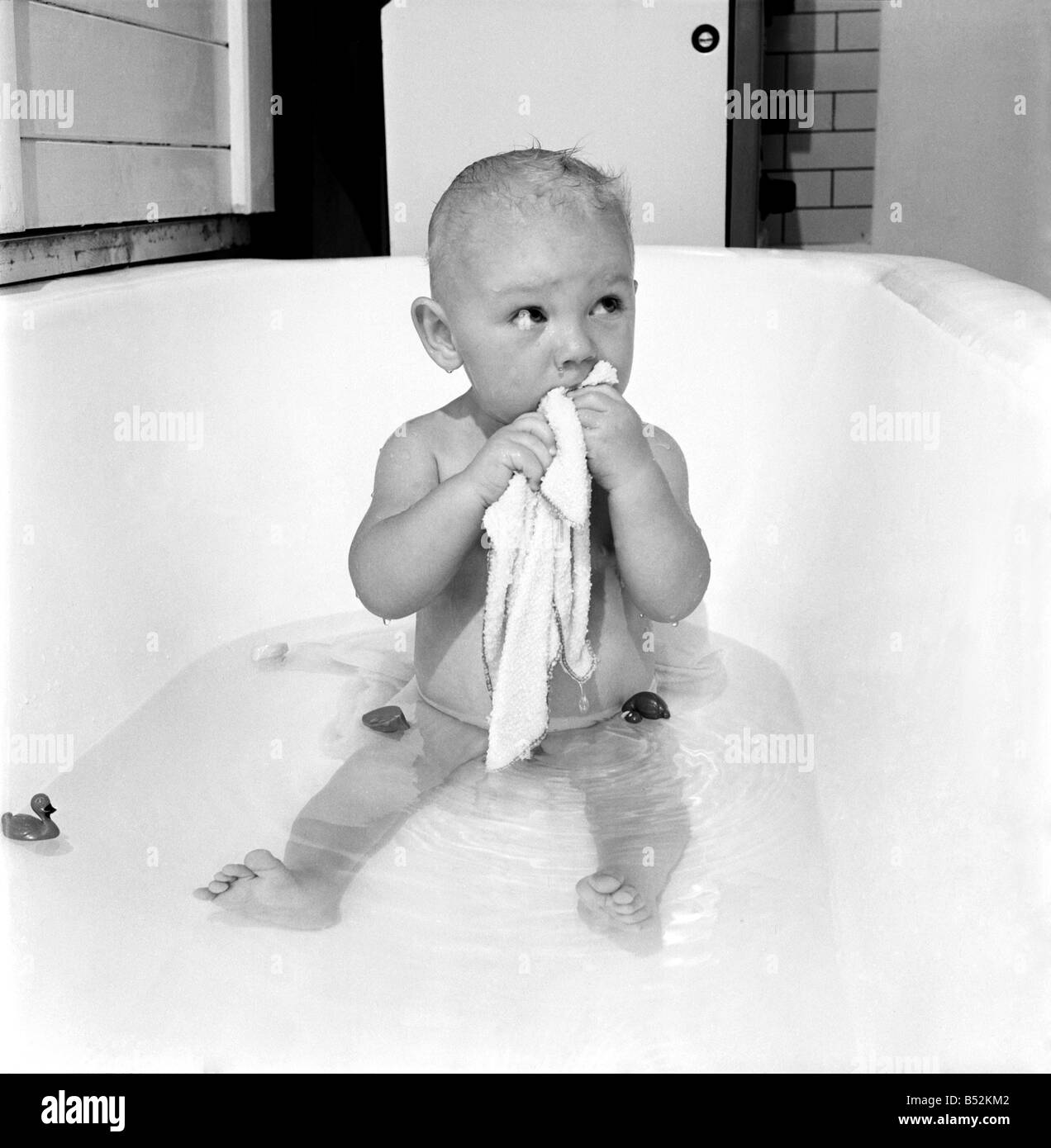 wilko baby bath tub