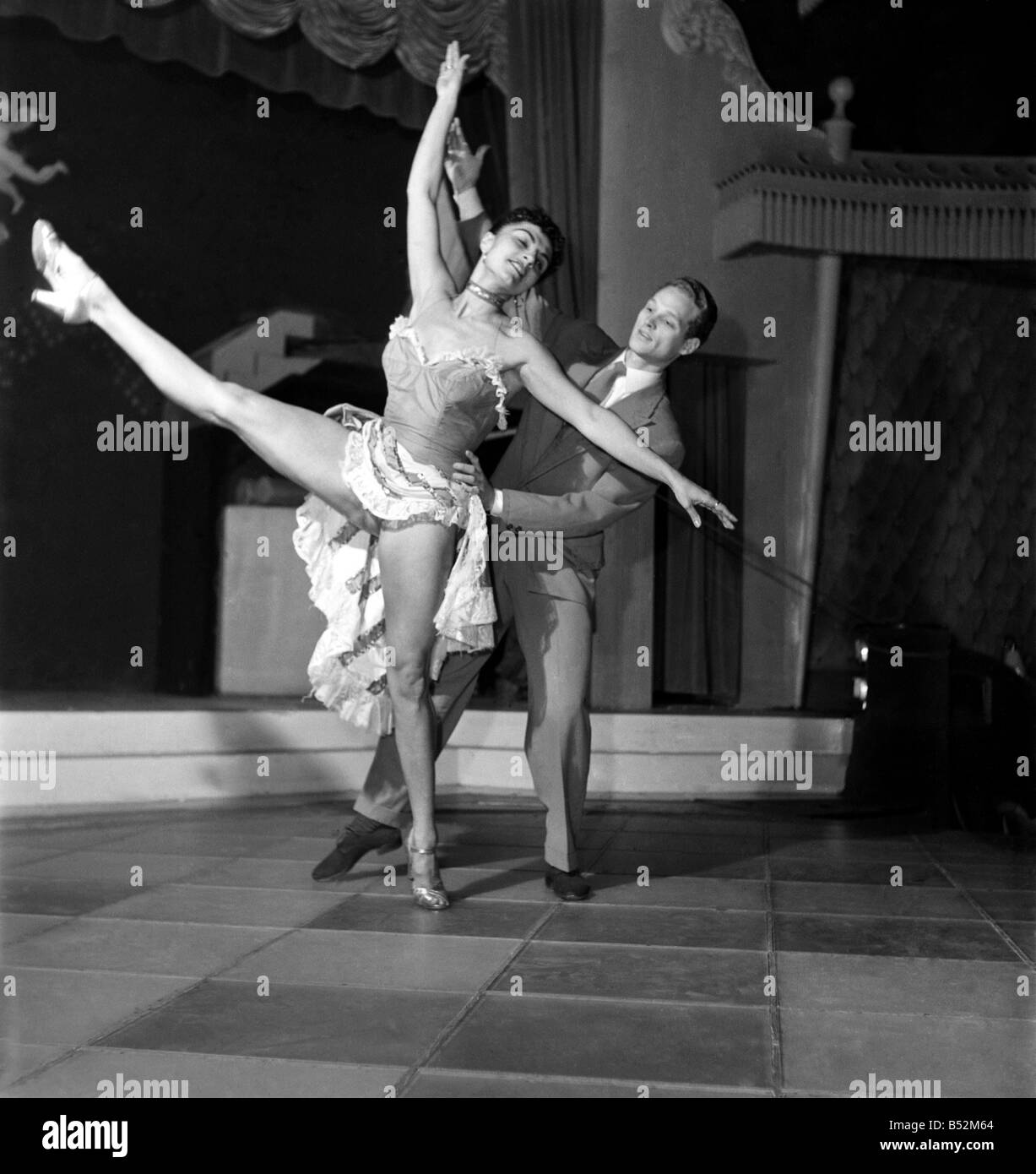 Desti and Partner Lee Halliday. November 1952 C5761 Stock Photo Alamy