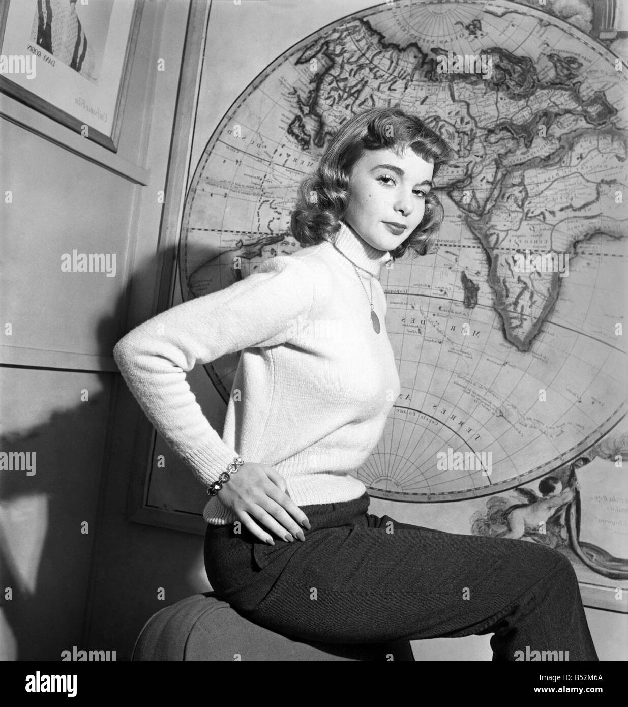 Film actress Francoise Arnoul. November 1952 C5764 Stock Photo