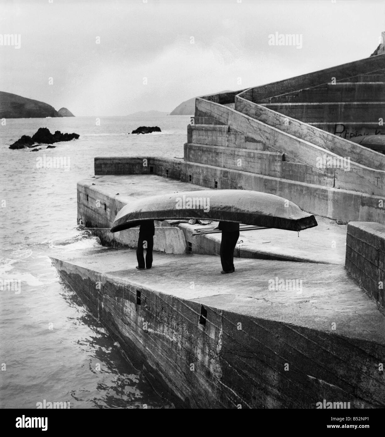 Great Blasket Island, Off The Dingle Peninsula, Co. Kerry, Ireland. January 1953 D499-001 Stock Photo