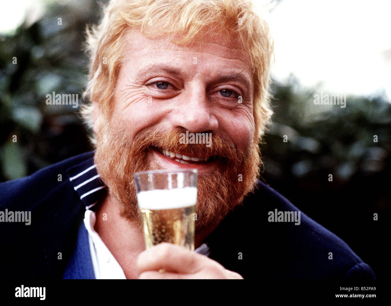 Actor Oliver Reed High Resolution Stock Photography and Images Alamy