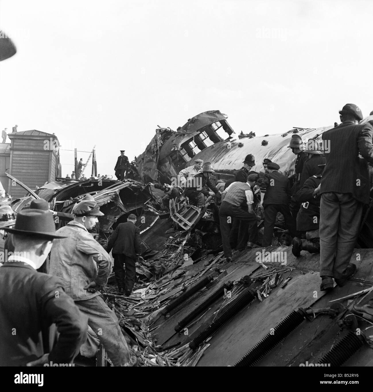 Accident rail crash transport Black and White Stock Photos & Images Alamy