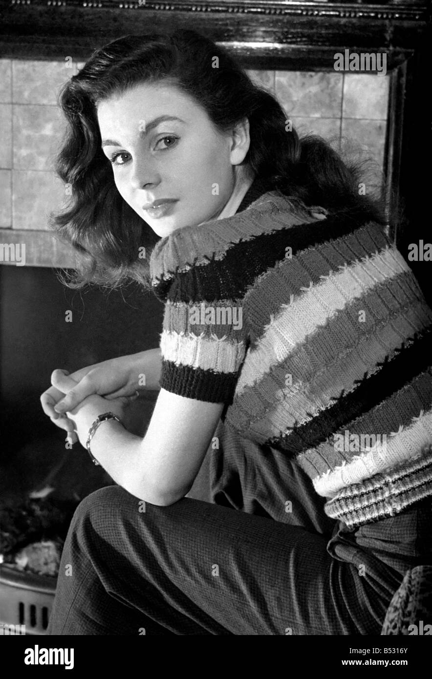 Jean simmons Black and White Stock Photos & Images - Page 2 - Alamy