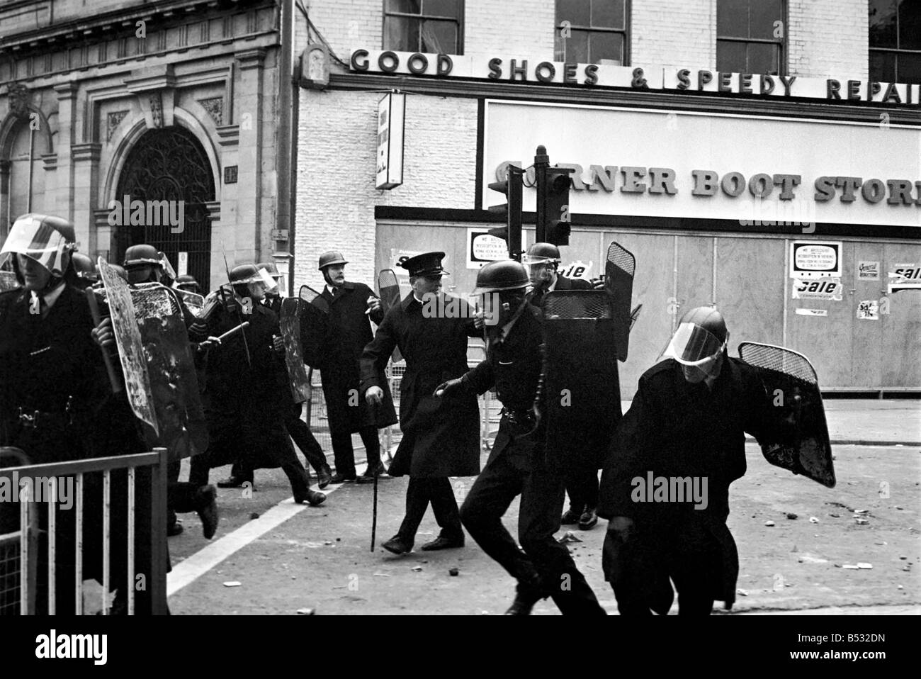 Northern Ireland Aug. 1969. General Scenes of rioting in Londonderry ...