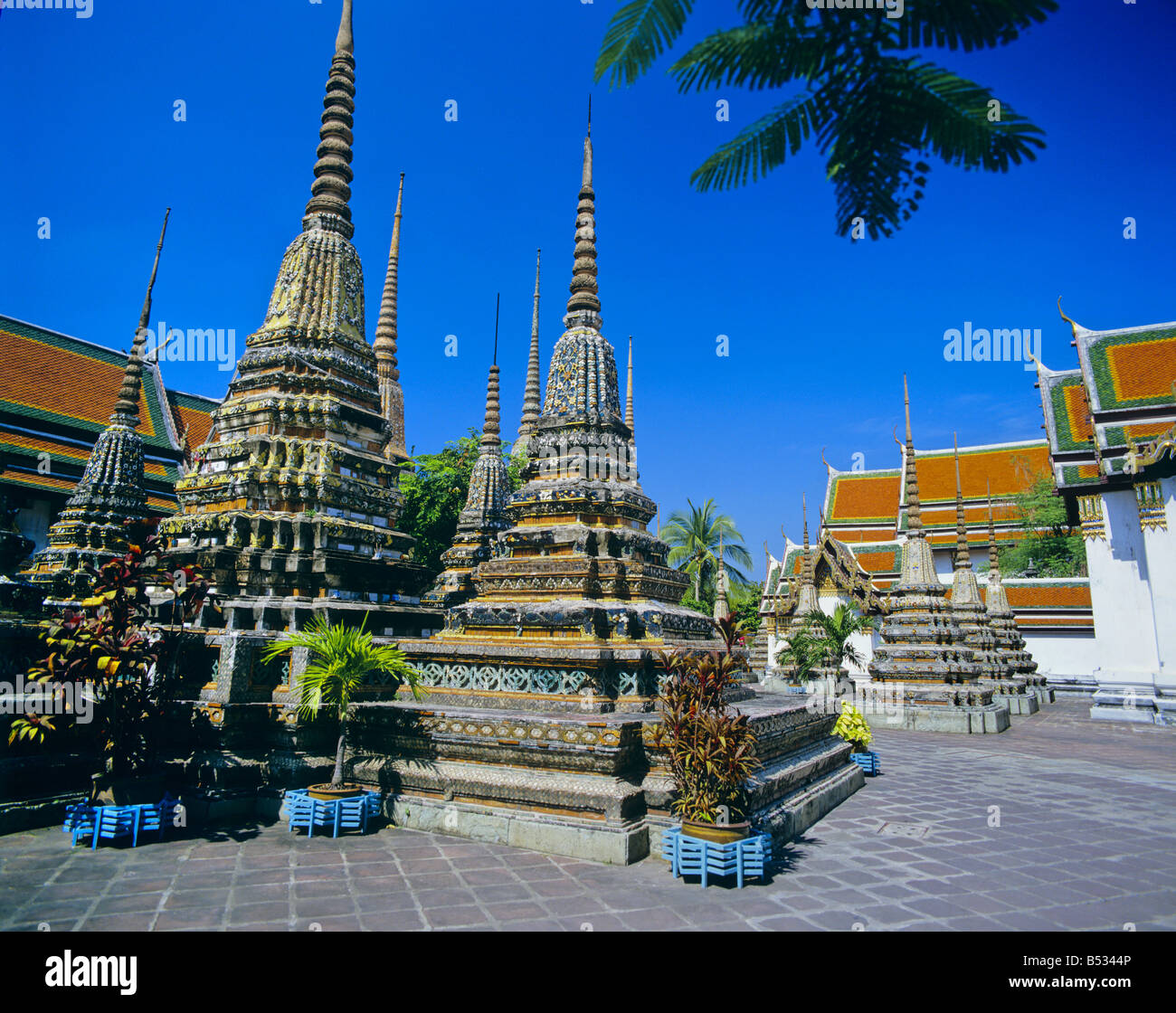 The Temple of Reclining Buddha Wat Pho Bangkok Thailand Stock Photo - Alamy