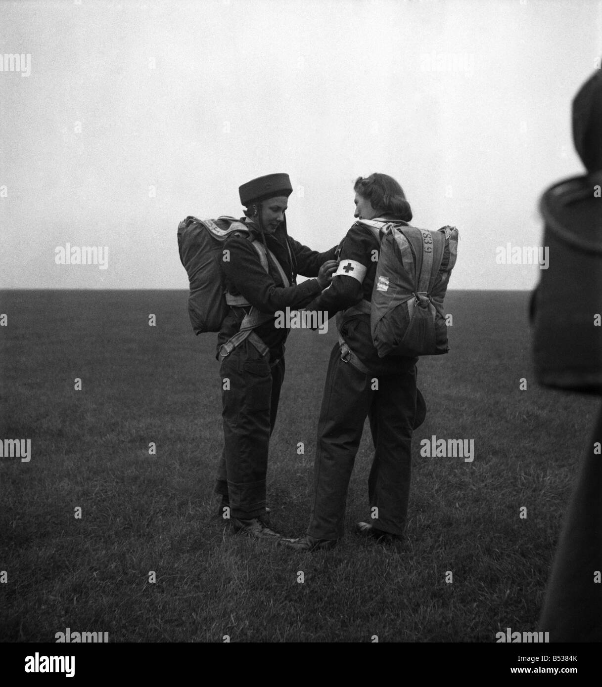 RAF Parachute Nurses. October 1948 O15033-005 Stock Photo