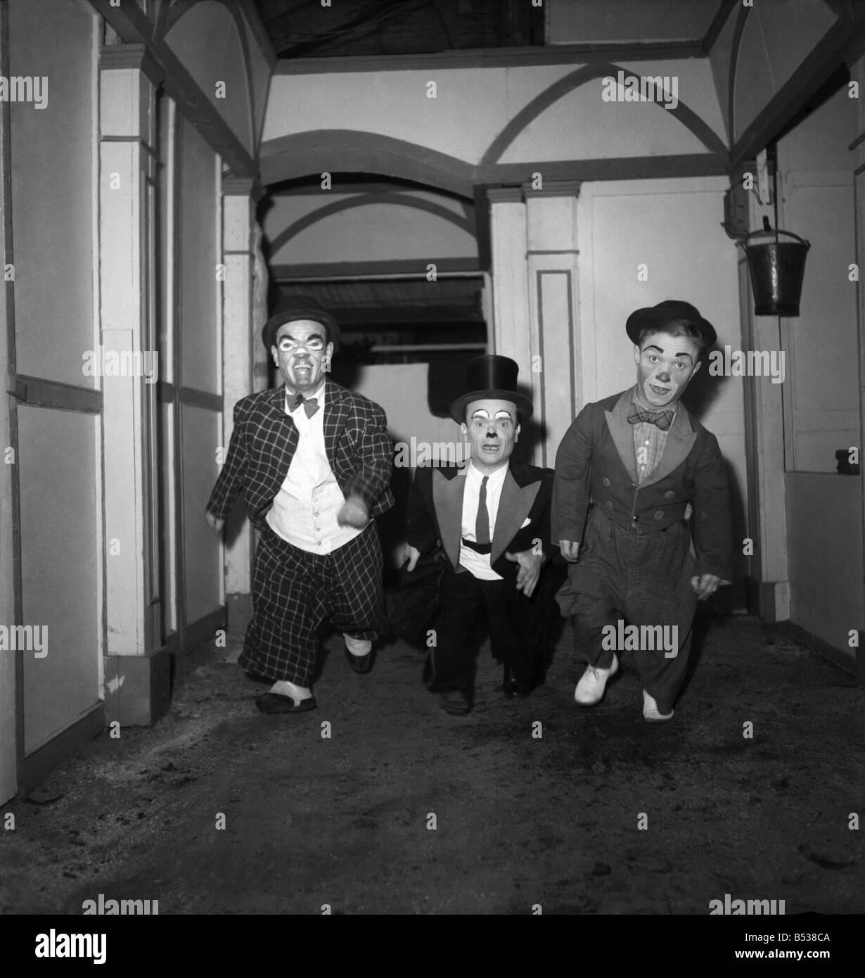 Circus performers. December 1948 O16106 Stock Photo