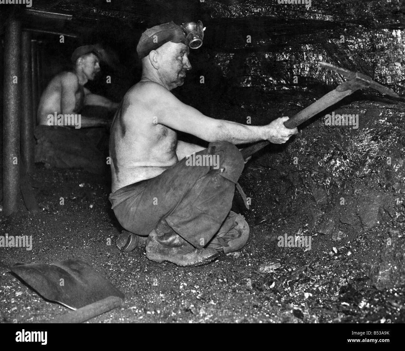 Coal Mines underground scenes. March 1946 P017833 Stock Photo