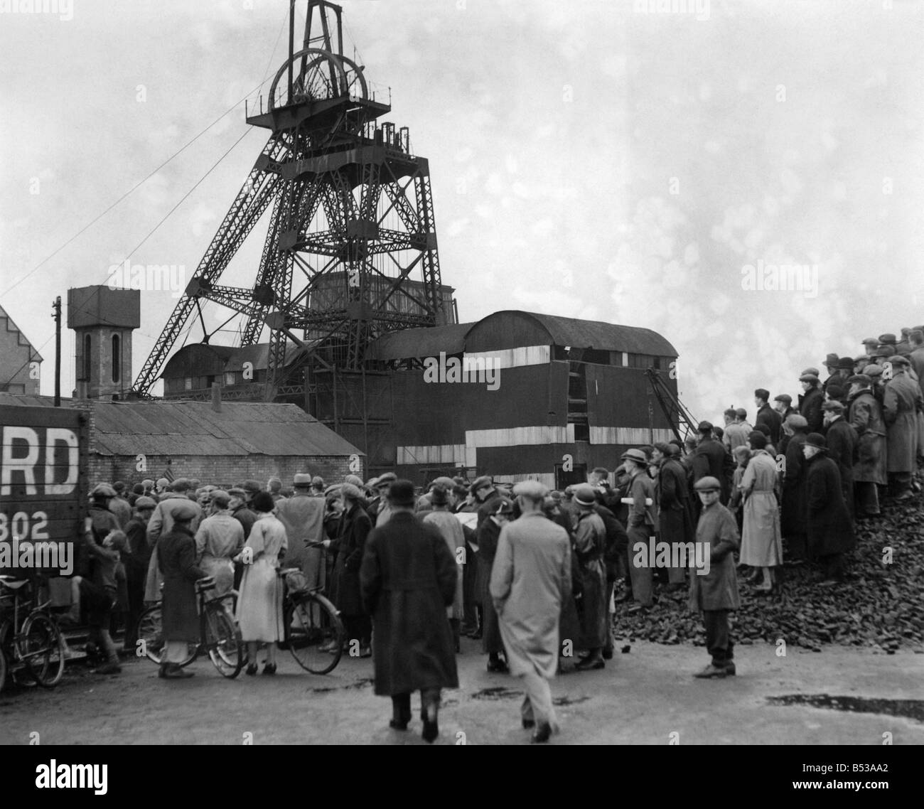 Coal Mining Accident. October 1934 P017843 Stock Photo Alamy