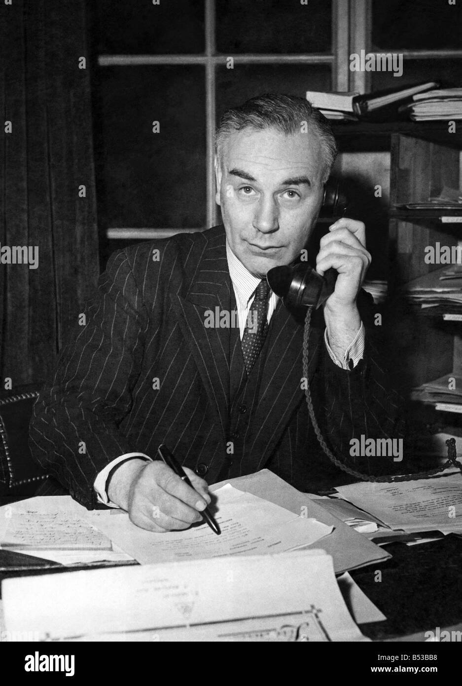 gayfore Election 1950. Mr. Edward Martell, deputy chairman and campaign organiser  of the Liberal Party, photographed at his desk at Liberal Headquarters at  Gayfore-street, London.;February 1950 P018671 Stock Photo - Alamy