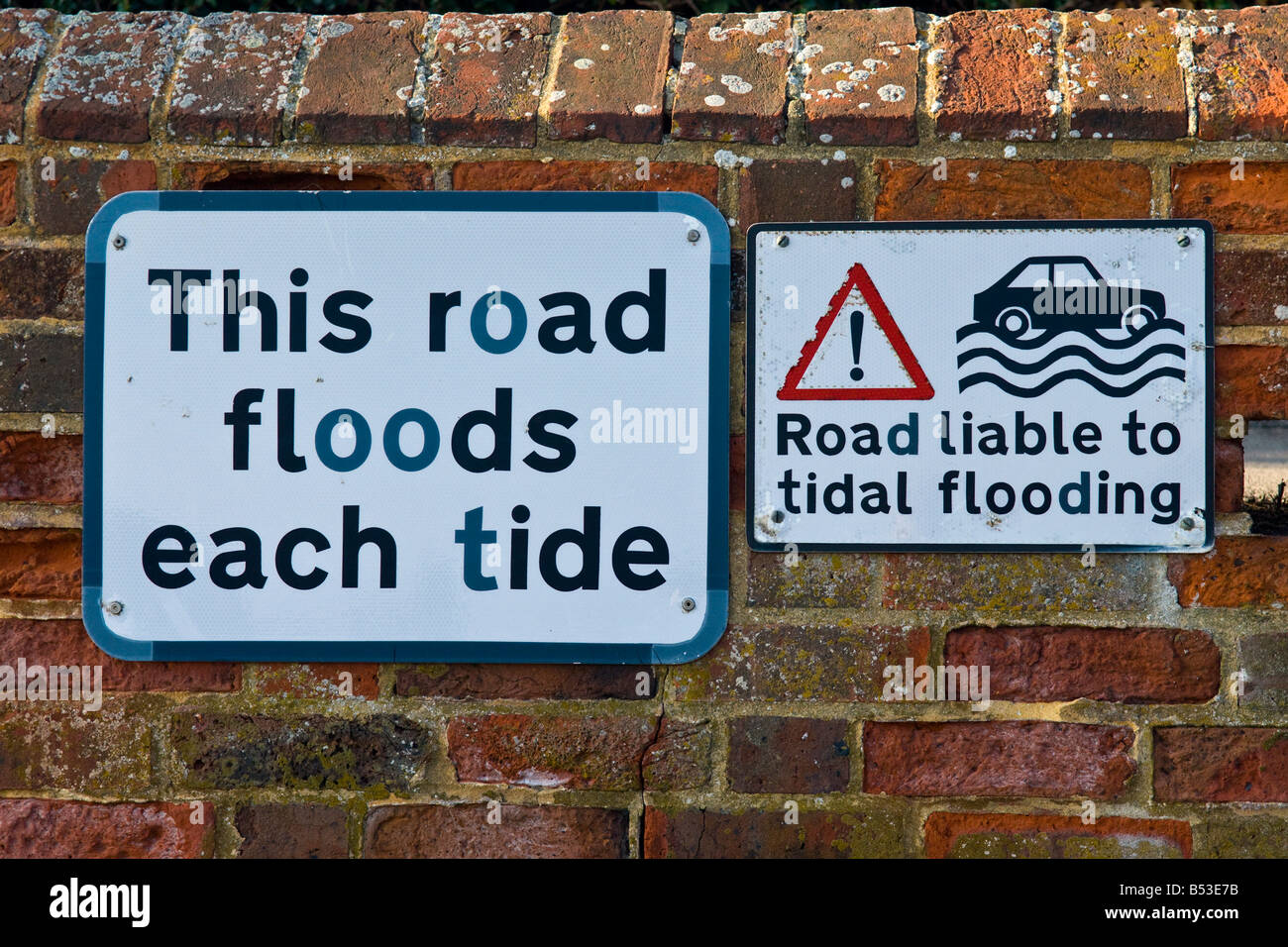 Amusing road signs - This road floods each tide & Road liable to tidal ...