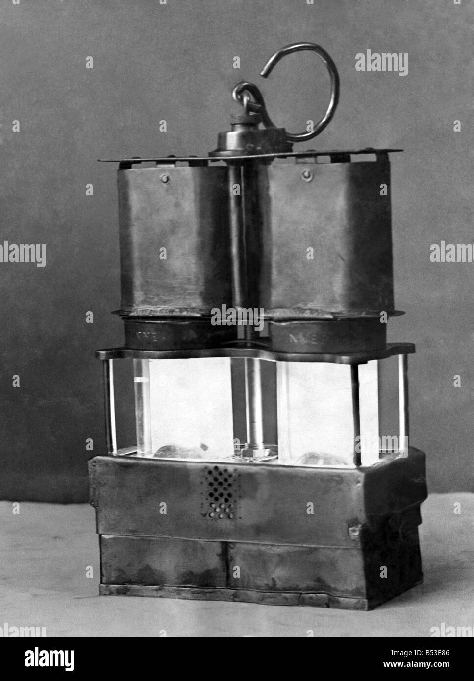 A new miners lamp invented by Mr E.A. Hailwood. December 1927 &#13;&#10;P018214 Stock Photo