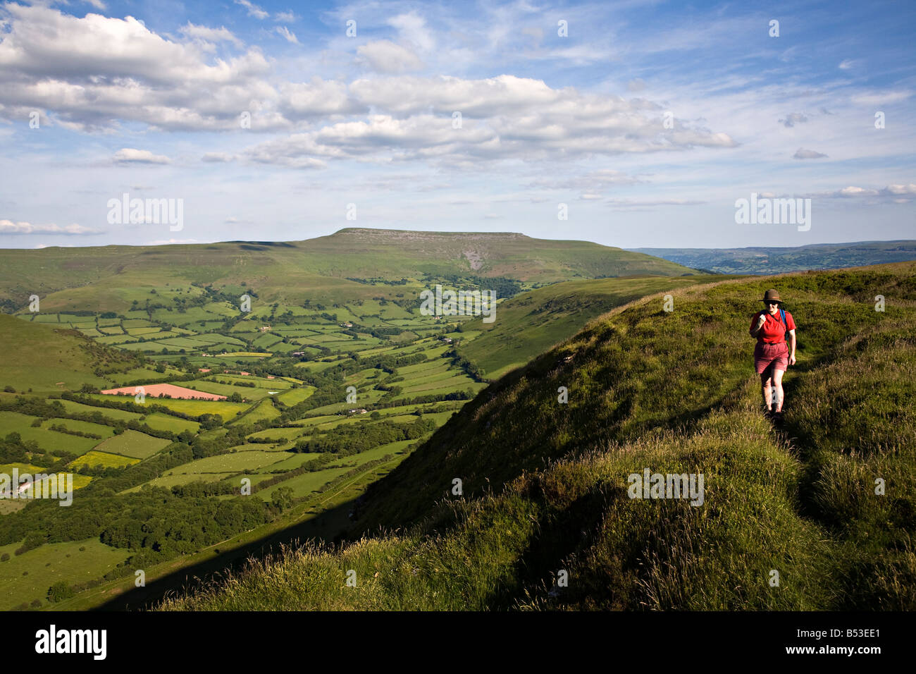 Woman hill hiker uk hi-res stock photography and images - Alamy