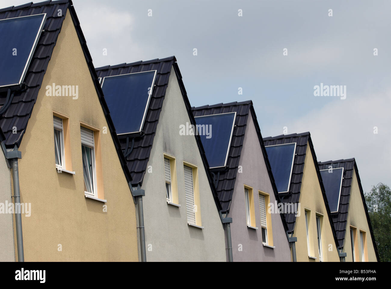 Photovoltaic panels on a solar housing estate, Gelsenkirchen-Bismark, North Rhine-Westphalia, Germany. Stock Photo