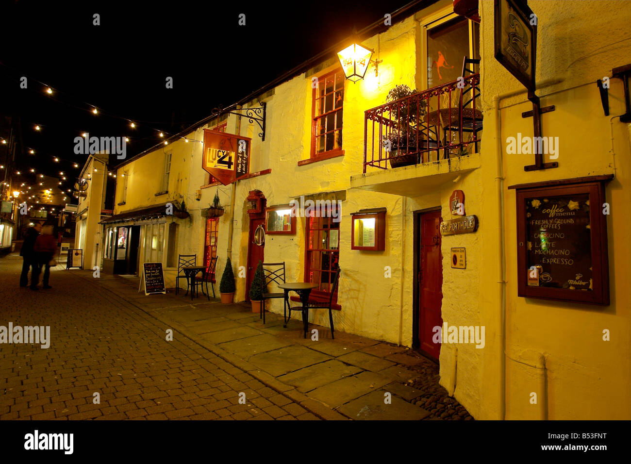Bowness on windermere village night hires stock photography and images