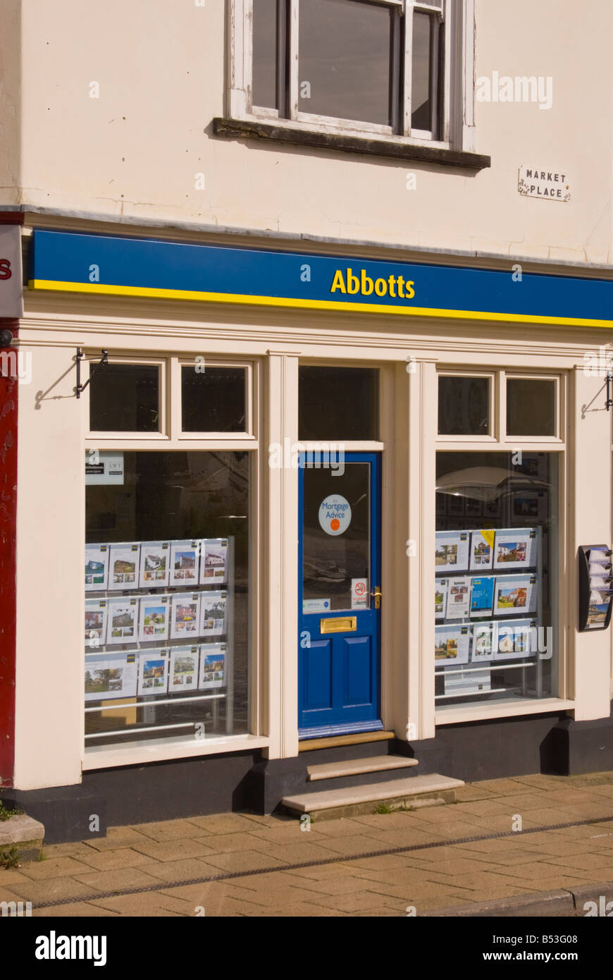 Abbotts estate agent agents hires stock photography and images Alamy