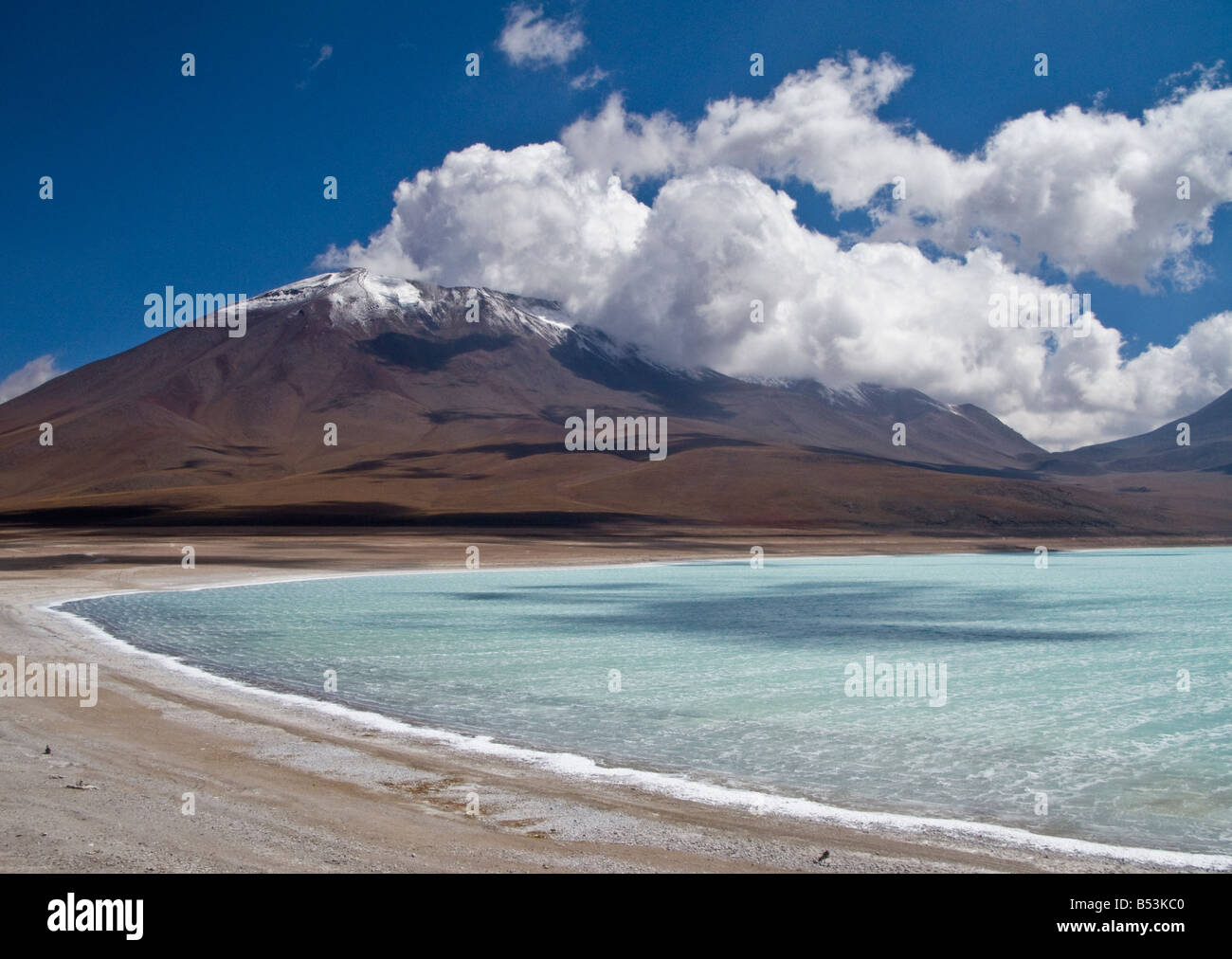 Laguna Verde on the Bolivian altiplano. The volcano in the background is called Volcan Licancabur. Stock Photo