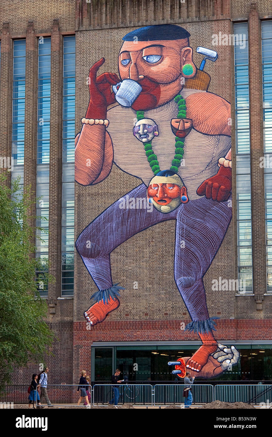 Street Art exhibition - Graffiti art work painted on the Tate Modern - London UK Stock Photo