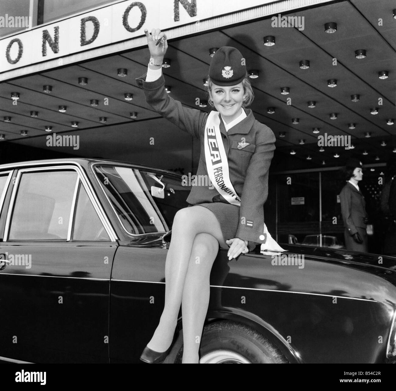 BEA's 'Personality Girl', Heathrow Airport stewardess Heather Angus (21) from Gerrards Cross, Bucks, at the London Hilton Hotel Stock Photo