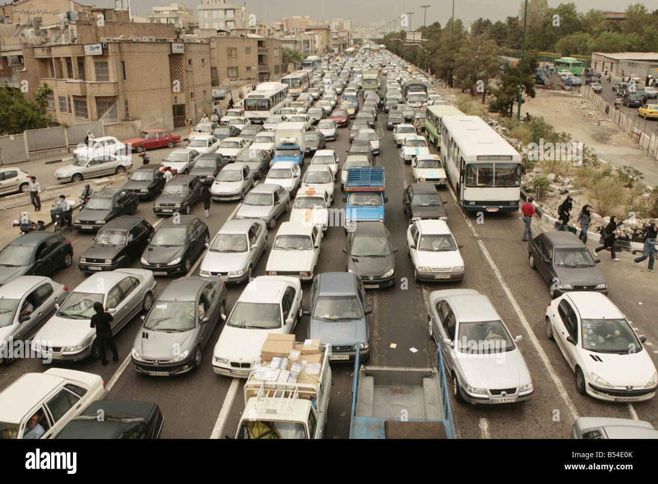 Long traffic jams hires stock photography and images Alamy