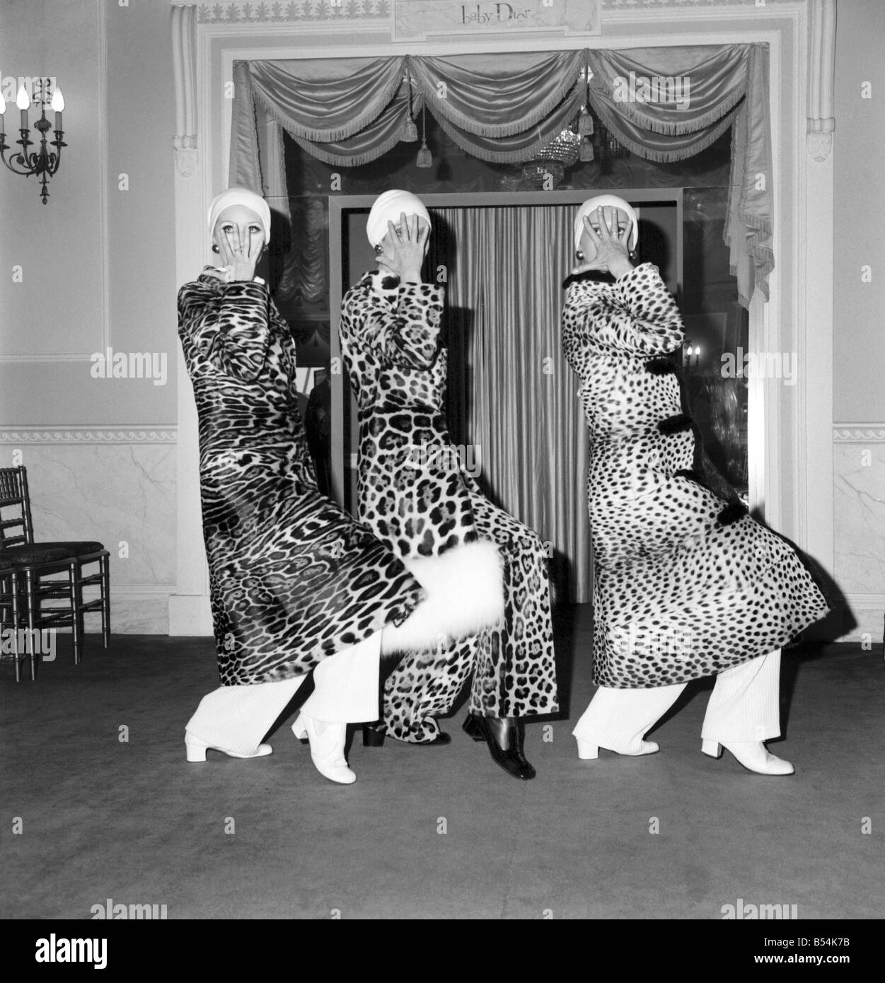 Christian Dior today showed in London a collection of furs for the Winter  69-70 from Paris. The girls who showed the furs, came Stock Photo - Alamy