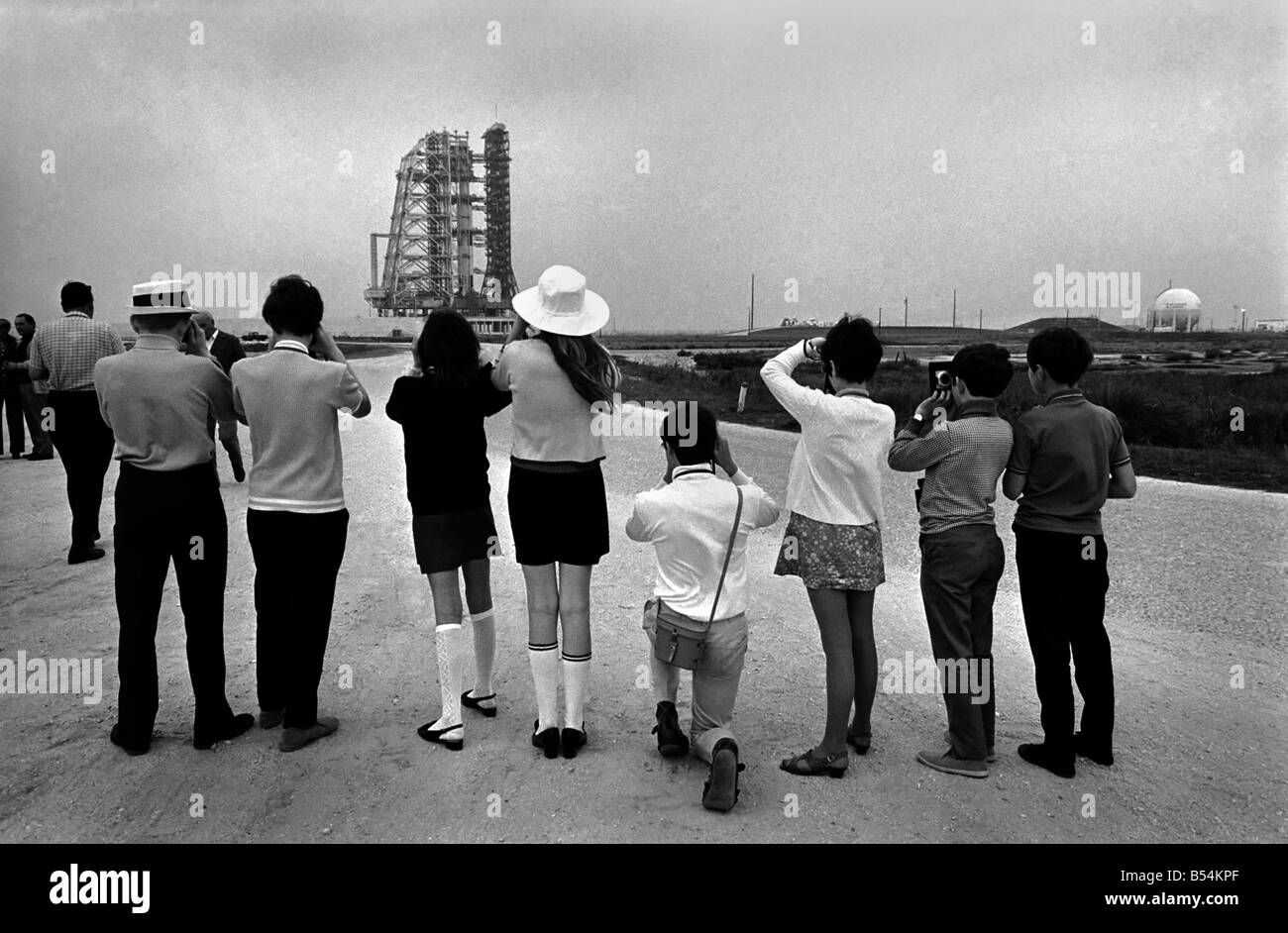 Visitors at NASA Space Station in Florida, U.S.A a few hours before Apollo 12 blasted off on a mission to the moon. Visitors lo Stock Photo