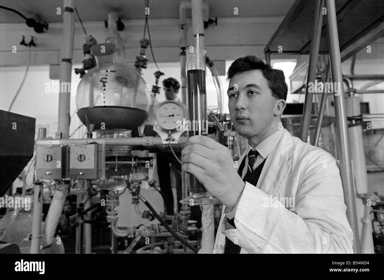 Birmingham students 1960s hires stock photography and images Alamy