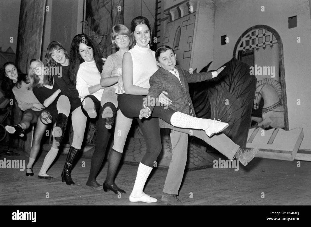 Entertainment. Theatre Stars of ' Jack