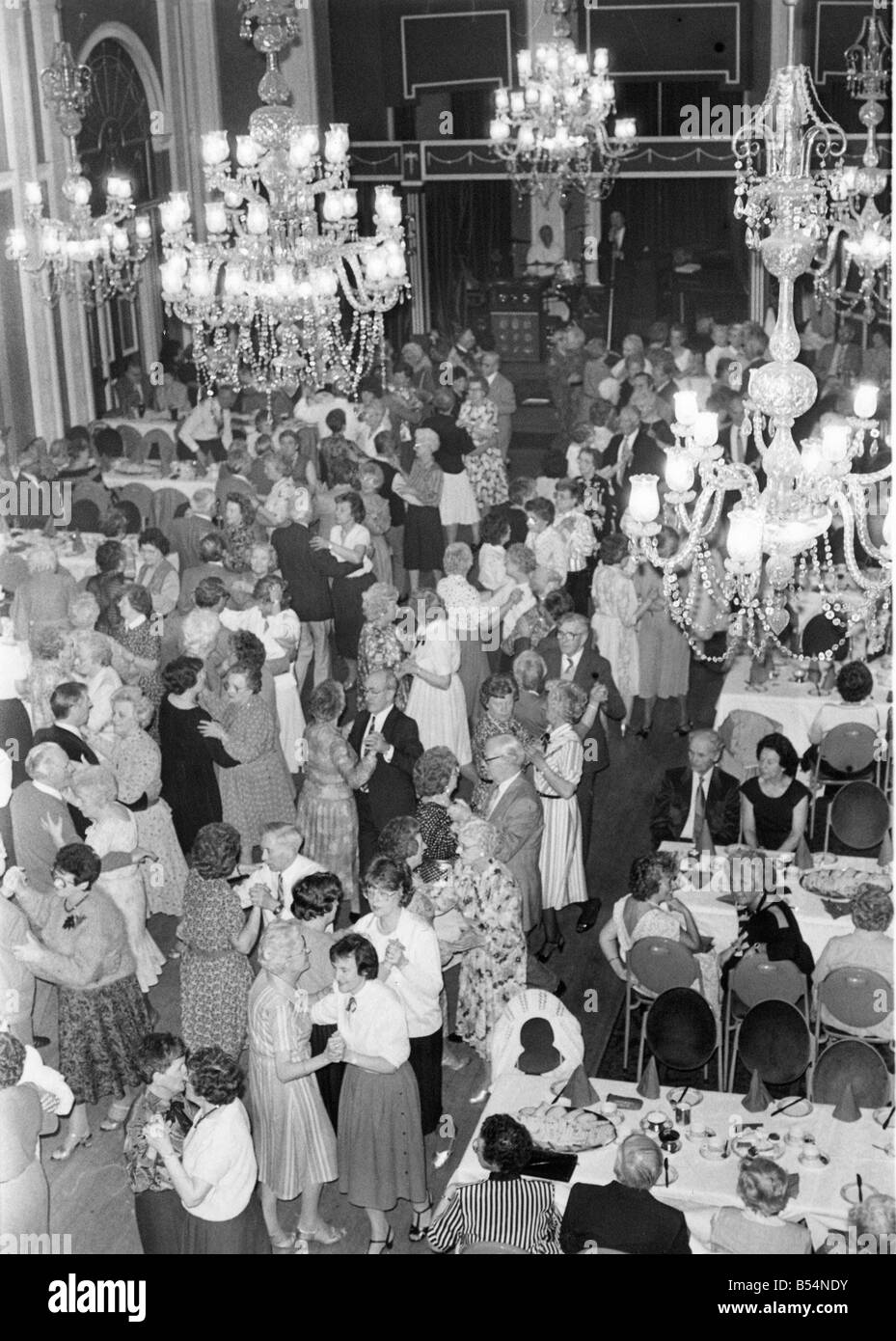 The Ringtons Sunday Sun Tea Dance at the Old Assembly Rooms in Newcastle Stock Photo Alamy