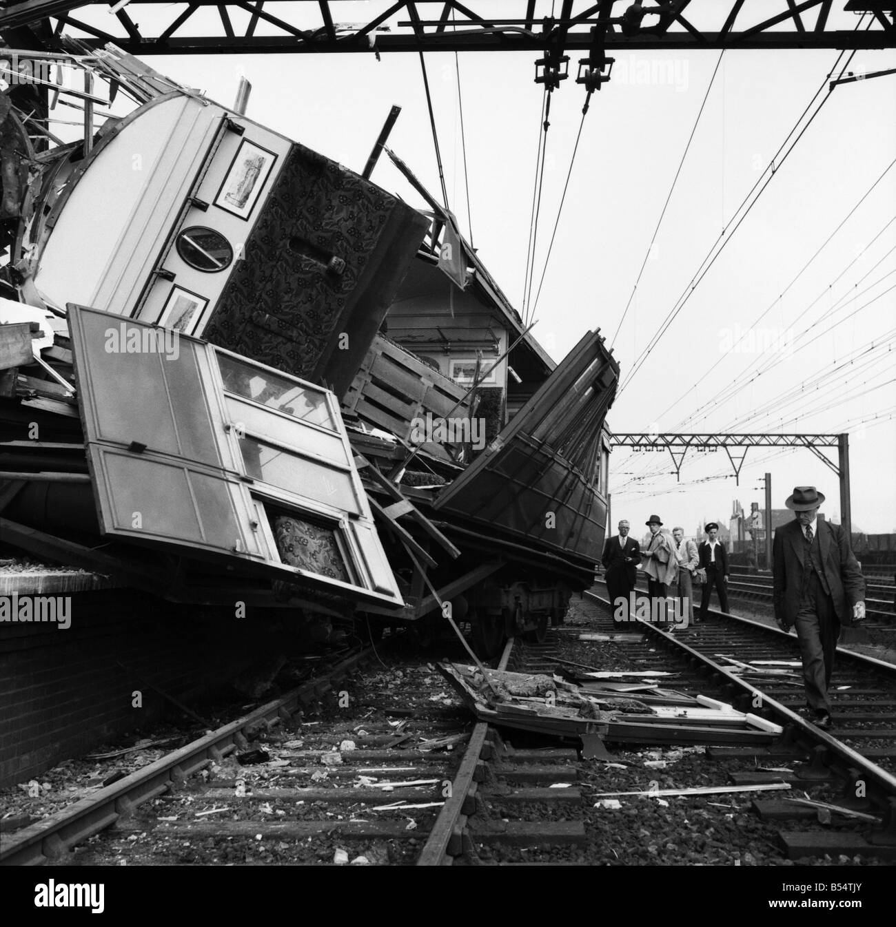 Train accidents hi-res stock photography and images - Alamy Train accidents hi-res stock photography and images - Alamy
