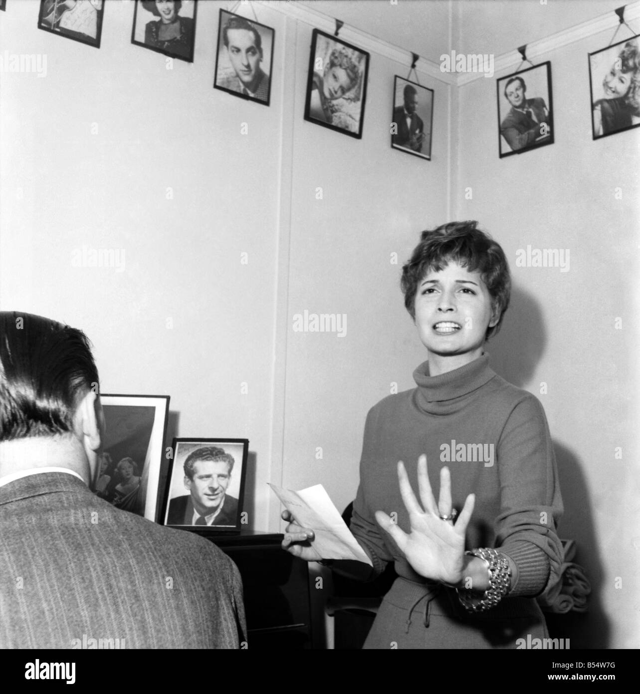 Actress Singer Eva Bartok singing 'Don't touch me'. October 1953 D6366-001 Stock Photo
