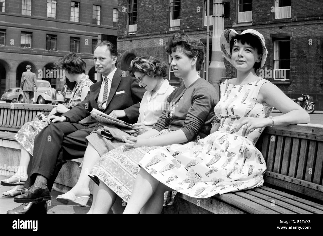 Janet Munro, daughter of well known Scottish comedian Alex Munro. She began her acting career in 1951 at Preston Repertory Theatre with the Reggie Salberg Players, before moving on to Oldham Rep at the Oldham Coliseum in 1953. Her first movie came in 1956, in 'Small Hotel' wirth Gordon Harker and in 1958 she was the first female to be placed on long term contract by the Walt Disney organisation where she starred in 'Darby O'Gill and the Little People' a film for which she won a Golden Globe Award as Best Newcomer Stock Photo