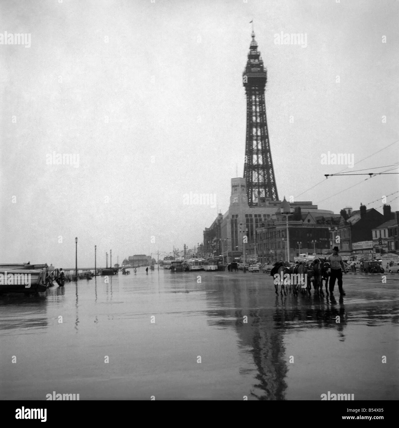 Blackpool after the storm. The deserted beach. &#13;&#10;June 1960&#13;&#10;M4318 Stock Photo