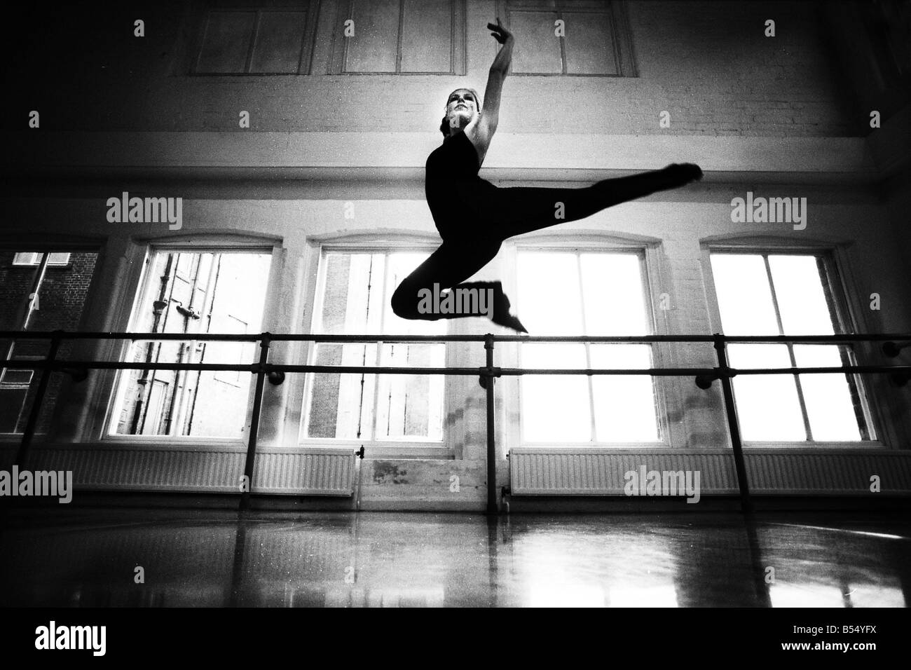 Young dancer at Newcastle s Dance City student Vicki Wilkinson Stock