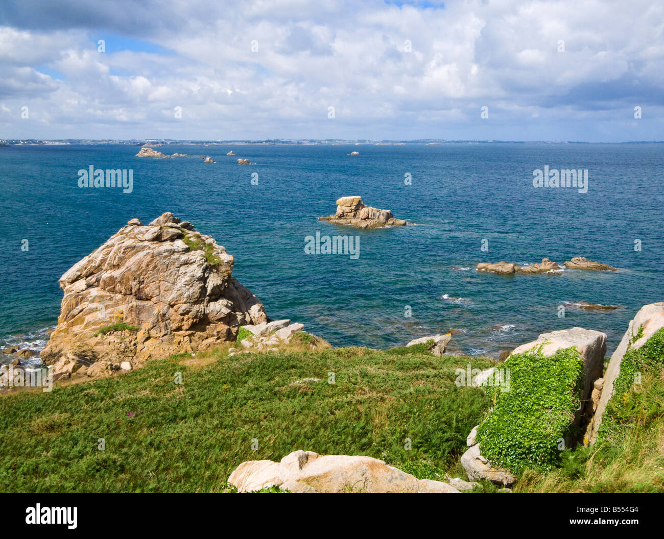 Beautiful rugged Brittany coast at Le Diben Finistere Brittany France Europe Stock Photo