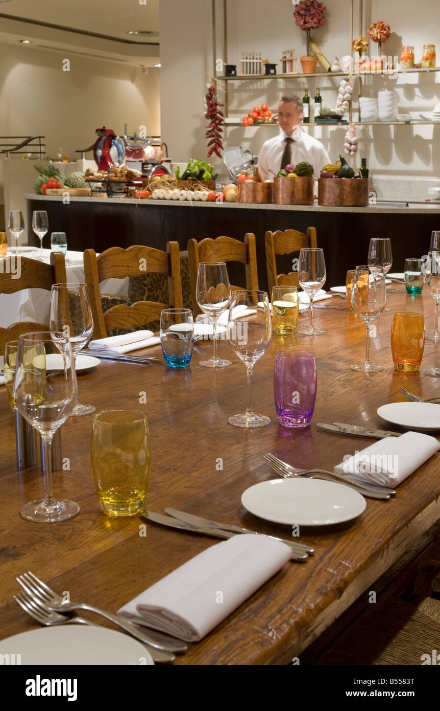 Avista Restaurant Mayfair London Stock Photo Alamy