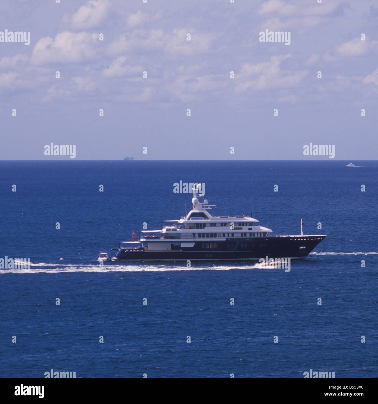 Polar Star Superyacht at anchor near the Bay of Santa Ponsa South West  Mallorca Majorca Balearic Islands Spain Stock Photo - Alamy