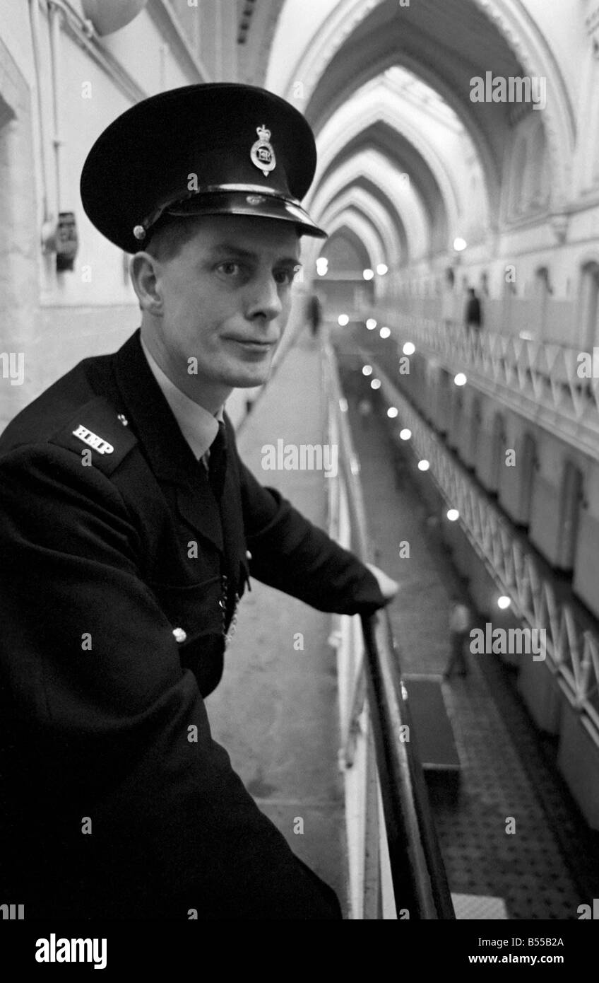 Crime Prisons: Prison Officer John Gaynor at work in Strangeways Jail, Manchester. November 1969 Z12020-006 Stock Photo