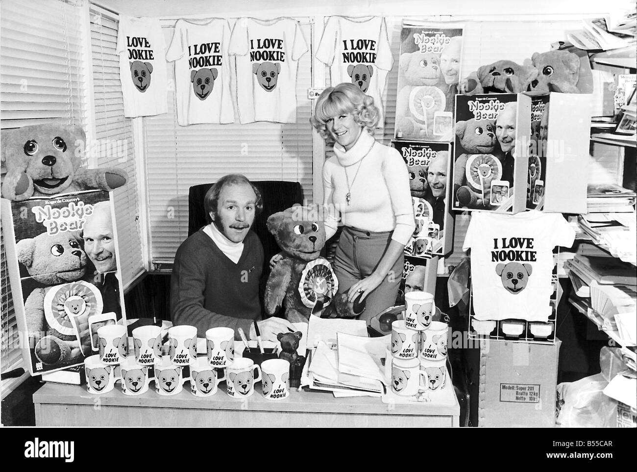 Roger De Courcey Ventriloquist with puppet Nookie Bear and wife Cheryl DBase Mirrorpix Stock Photo